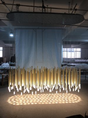 Custom OEM ODM Long Linear Pendant Light Chandelier Rust Prevention AC110V To 240V