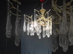 देखें H65 कॉपर बॉडी आर्ट ग्लास मेपल लीफ पेंडेंट झूमर लाइट्स आधुनिक ISO9001 डेमो