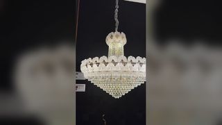 शानदार फ़ूशिया ग्लास प्रिज़्म एम्पायर झूमर रेस्तरां टेबल डेकोर बड़े लटकने वाले पेंडेंट लाइट